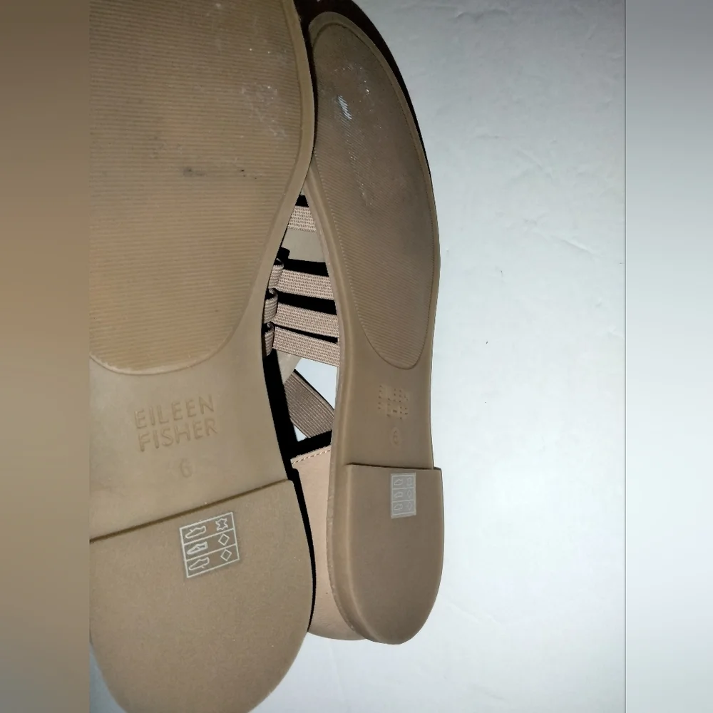 Eileen Fisher (Size 6) Nude Rato Strappy  Comfort Slipon Casual Open Toe Sandals